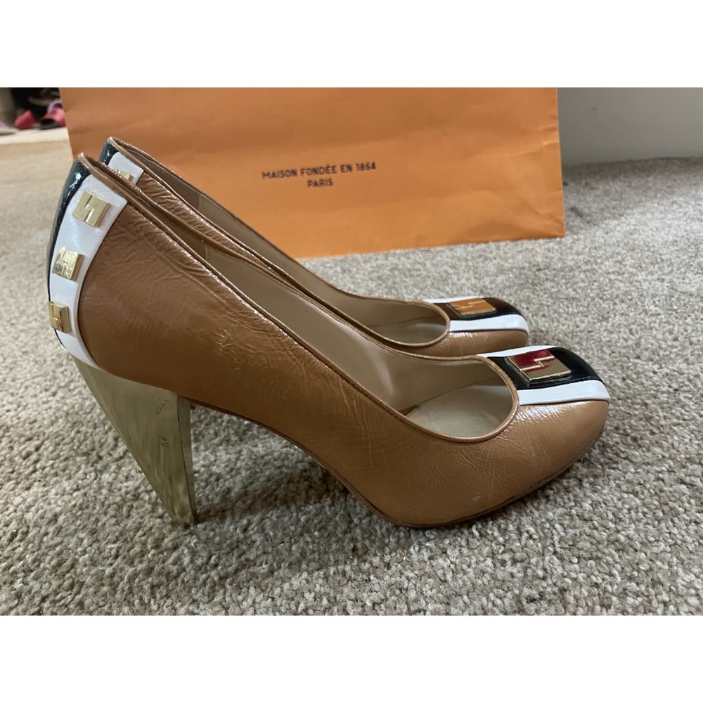 L.A.M.B pumps - Picture 3 of 11